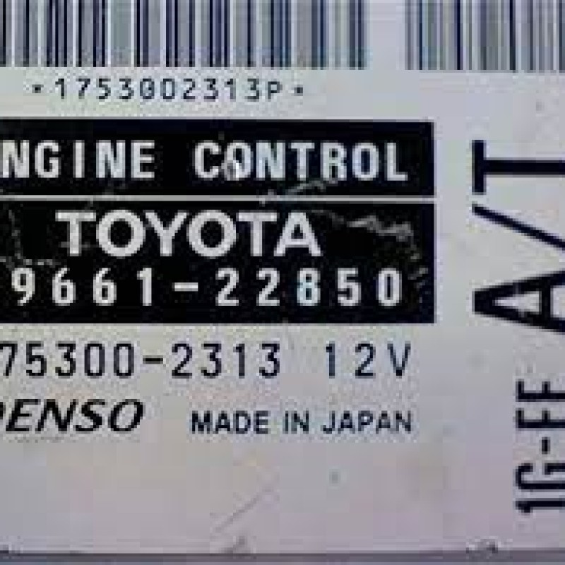 Engine Control Unit /TOYOTA Mark II 1998 GF-GX100 89661-22850