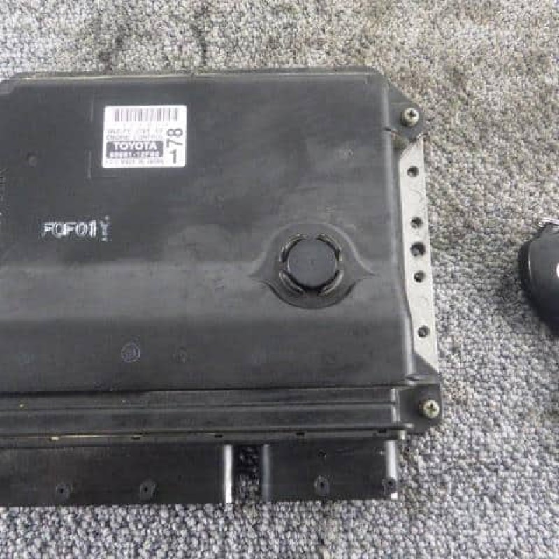 Engine Control Unit TOYOTA Corolla Fielder 2010 DBA-NZE141G 89661-12F80