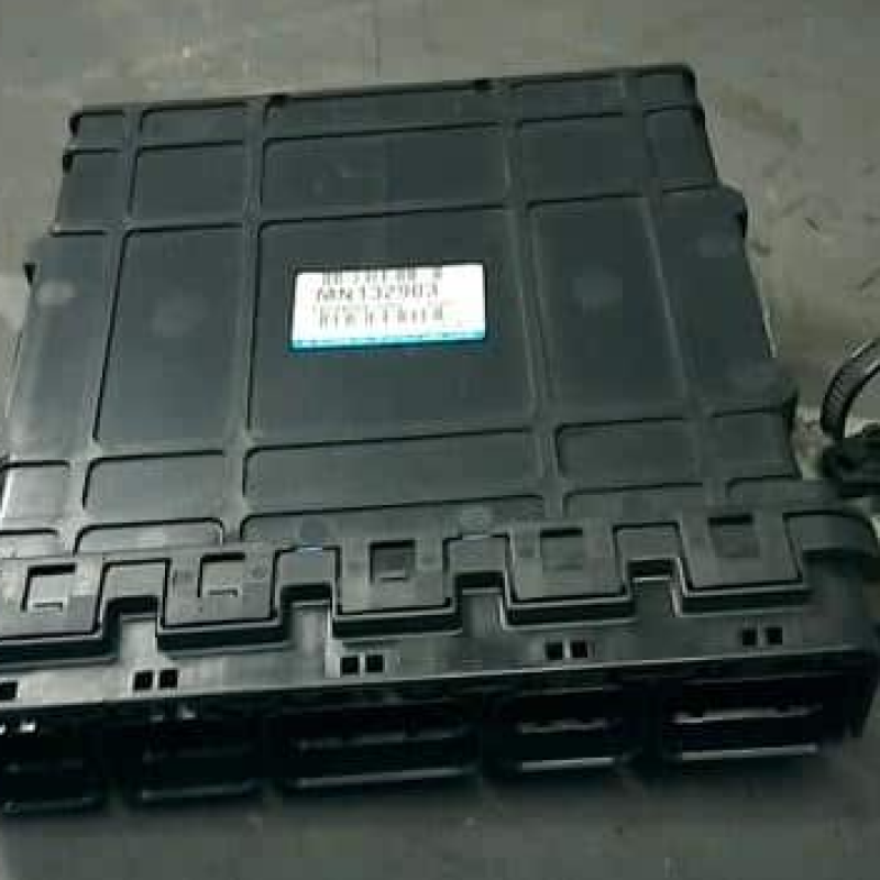 MN132903/Engine Control Unit MITSUBISHI Colt UA-Z26A