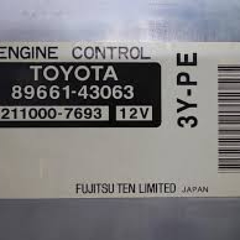 Engine Control Unit TOYOTA Crown 2002 TA-YXS10 89661-43061