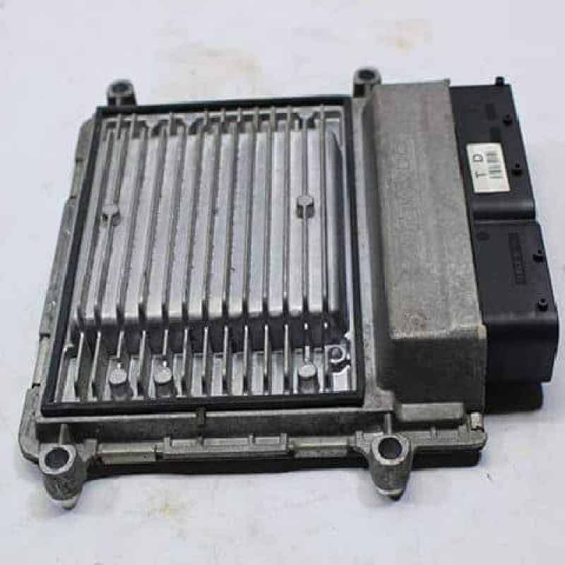 Engine Control Unit / ECU HYUNDAI NF Sonata 2005 5WY4201E Index 02 SIM2K-140 (39100-25000) J1X Korea