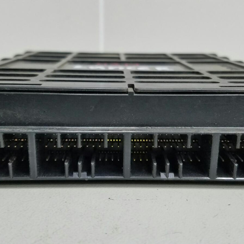 Mitsubishi CS LANCER engine Control Unit ECU/MR578486