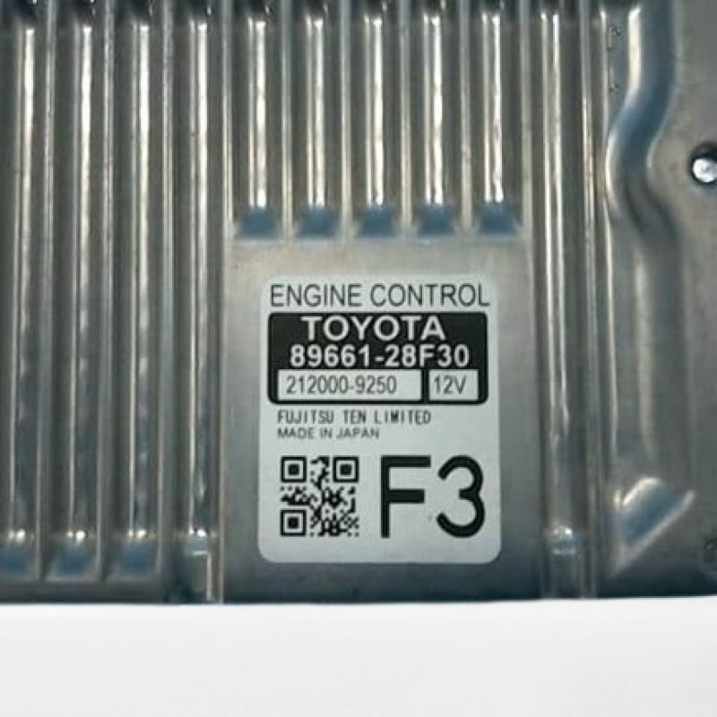 89661-28F30 Toyota Noah escoure DAA-ZWR80G 89661-28f30 Engine Control Unit / ECU F3 TOYOTA Esquire 2015