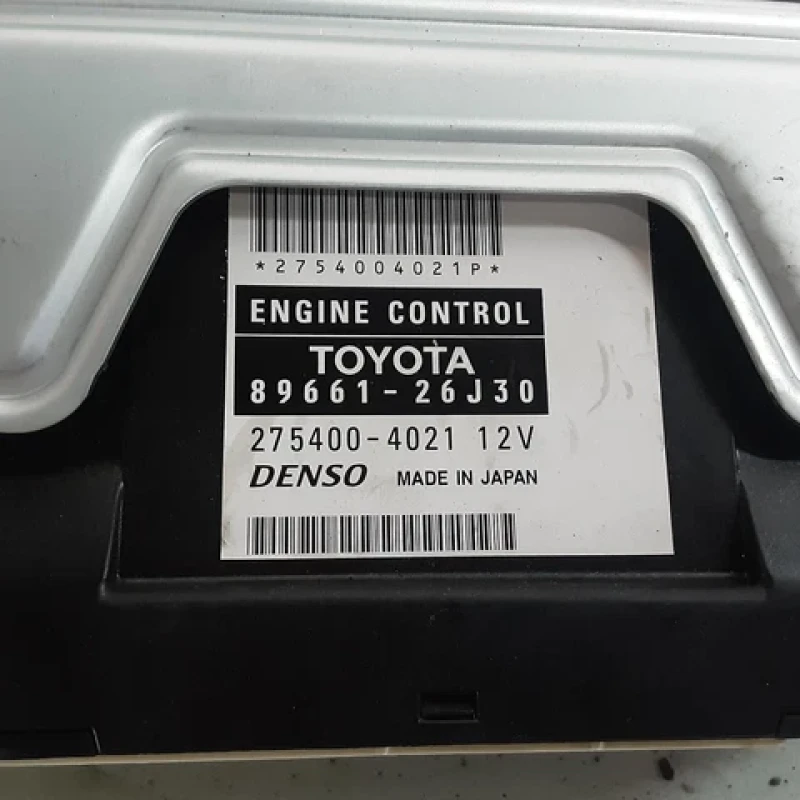 Engine Control Unit TOYOTA Hiace 2012 CBF-TRH200K 89661-26J30