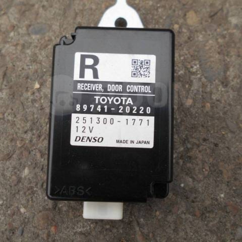 Toyota Allion/ Pimeo  Receiver Door Look Control 2013/2014 (89741-20220)